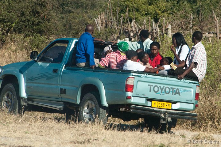 DSC_4192.jpg - local transport