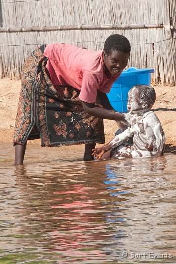 DSC_3046.jpg - Mamma makes you clean!