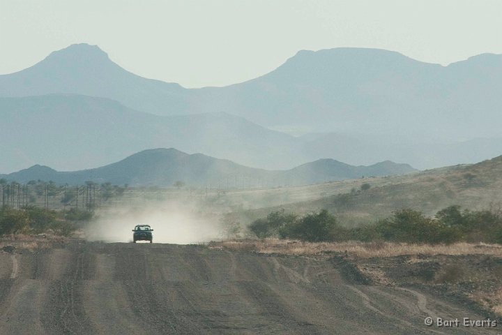 DSC_5261.jpg - Typical Namibian gravelroad
