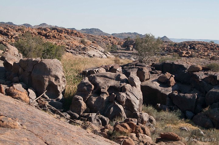 DSC_5786.jpg - rocky outcrops around Augrabies Falls