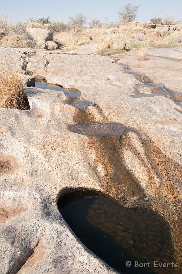 DSC_5798.jpg - potholes