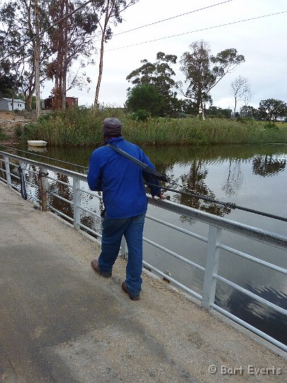 P1000934.JPG - a manual pontoon that is