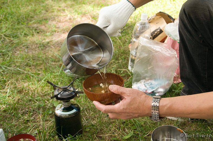 DSC_5324.jpg - Making Misosoup