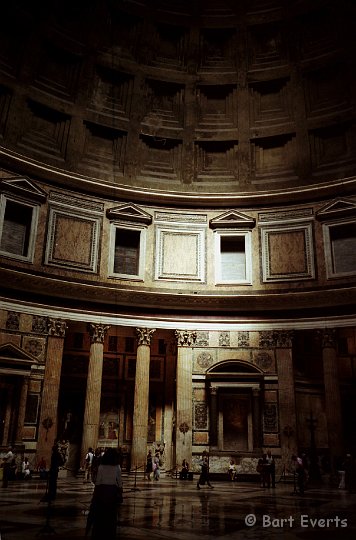 Scan10142.jpg - Light shining through the ocular of the dome of the Pantheon