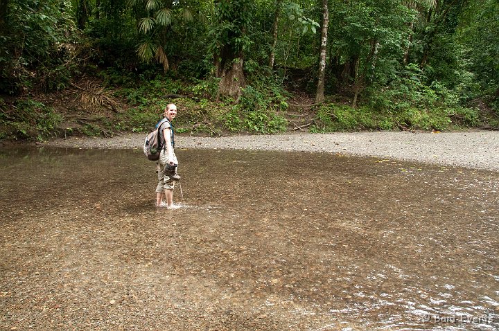 DSC_8946.jpg - crossing a little river