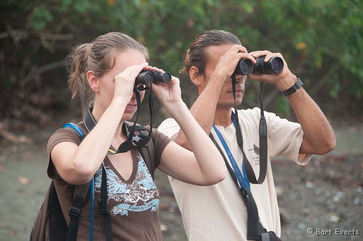 DSC_9005.jpg - Seeing something