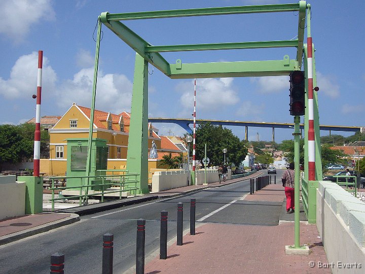 P1000649.jpg - a really dutch bridge