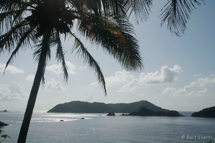 DSC_3028.JPG - Little Tobago in the Distance